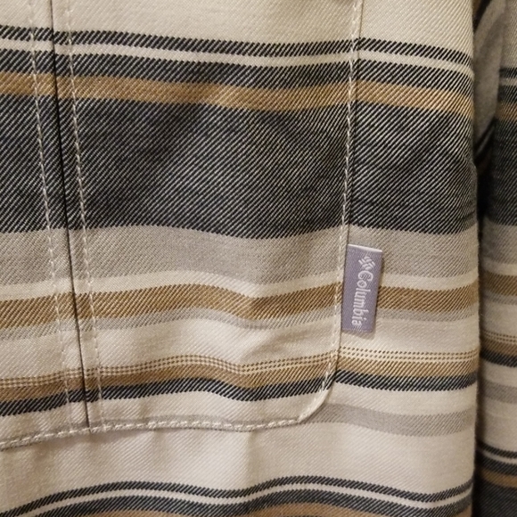 💥Columbia Shirt Size XL Shirt - Picture 3 of 8